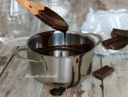 Glassa al cioccolato, ricetta base