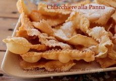 Chiacchiere alla panna croccanti e golose  ricetta facile