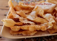 Chiacchiere alla panna croccanti e golose  ricetta facile